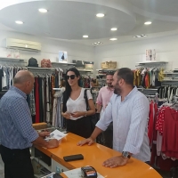 Ο Μίλτος Χατζηγιαννάκης κατά την περιοδεία του στα καταστήματα στη Χαλκίδα: «Πρέπει να αποτρέψουμε τη νομιμοποίηση της 7ήμερης εργασίας και την  υπέρβαση της 8ωρης εργασίας»