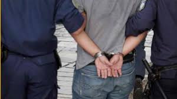 Συνελήφθη ο 48χρονος από το Λευκαντί που κατηγορείται για βιασμό