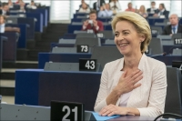 Με 383 ψήφους υπέρ, το Ευρωπαϊκό Κοινοβούλιο εξέλεξε την Ursula von der Leyen Πρόεδρο της Ευρωπαϊκής Επιτροπής με μυστική ψηφοφορία στις 16 Ιουλίου